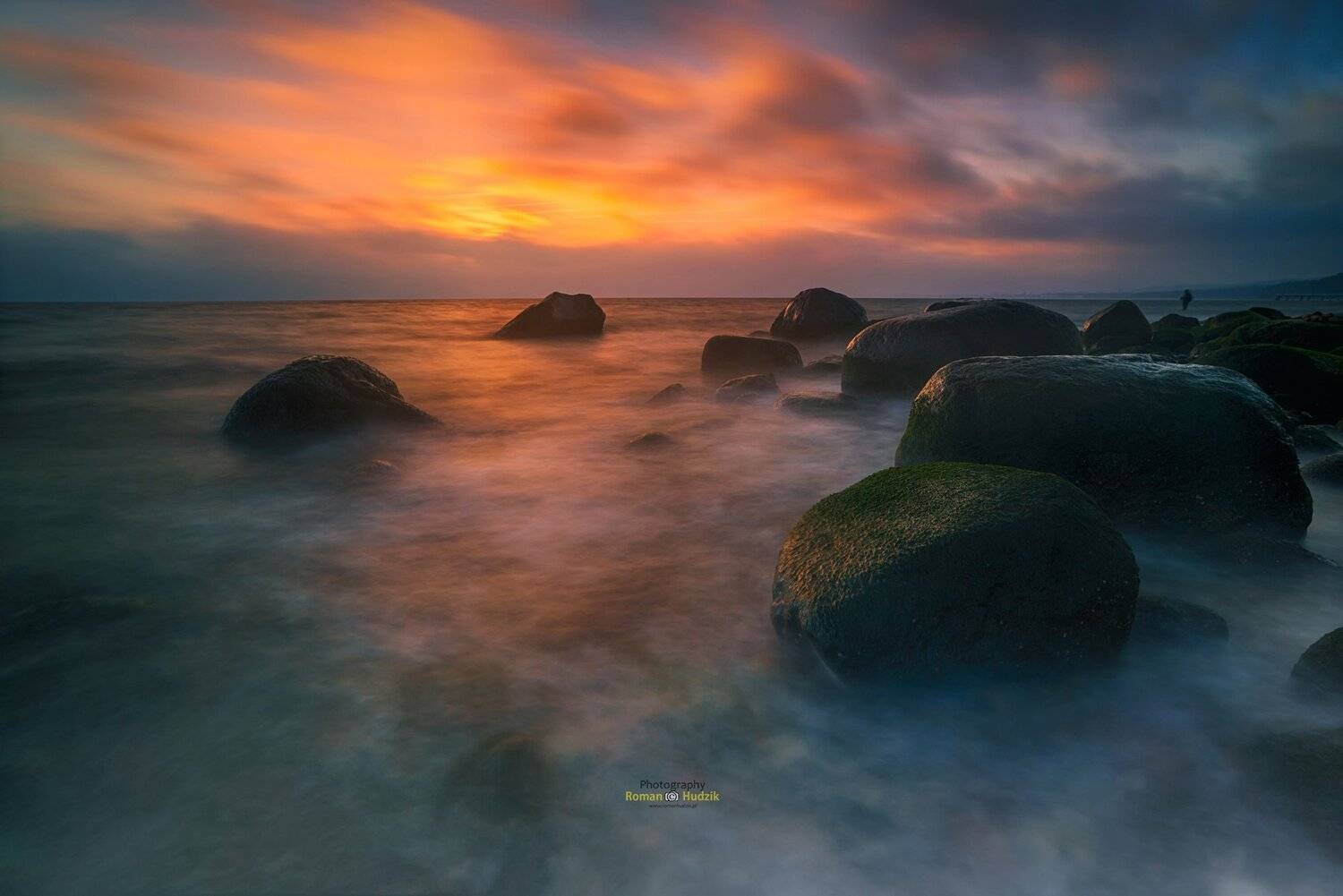 Gdynia, Poland, landscape, sea, sunrise, sunset, stones, beach, clouds, Roman Hudzik