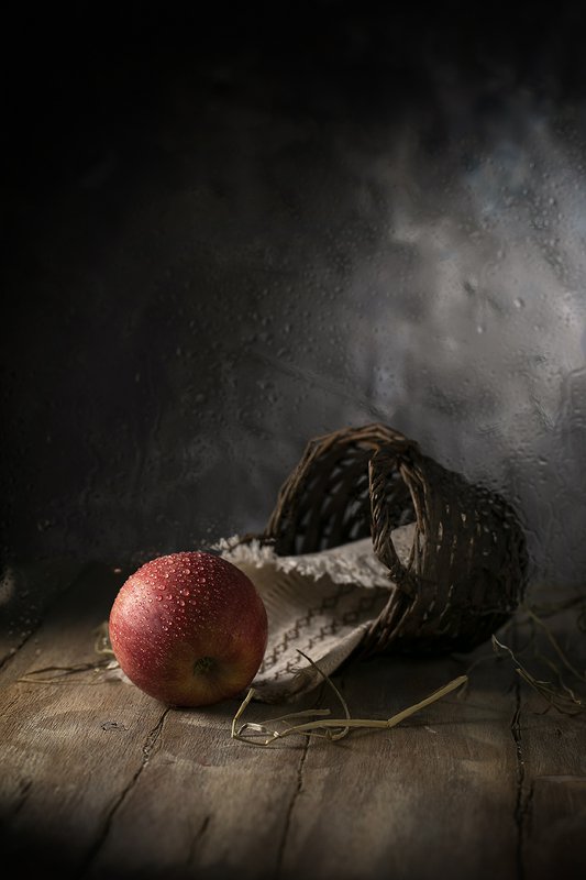 Забытое яблоко фото превью