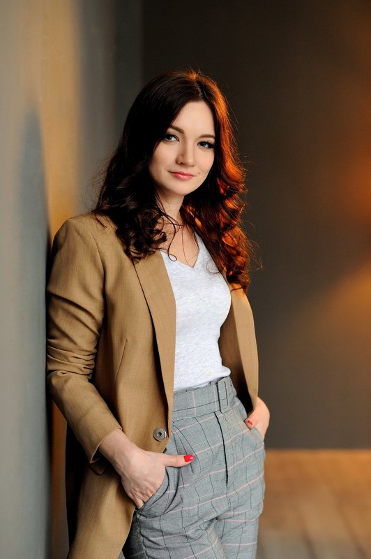 девушка,портрет,студия when losing control, it is important not to lose the goal фото превью