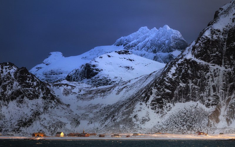 lofoten,norway,norwegian,island,mountains,flakstad,winter,light,sunset,snow, Epic Island фото превью