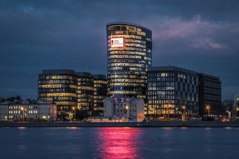санкт-петербург, городской пейзаж Поглощение фото превью