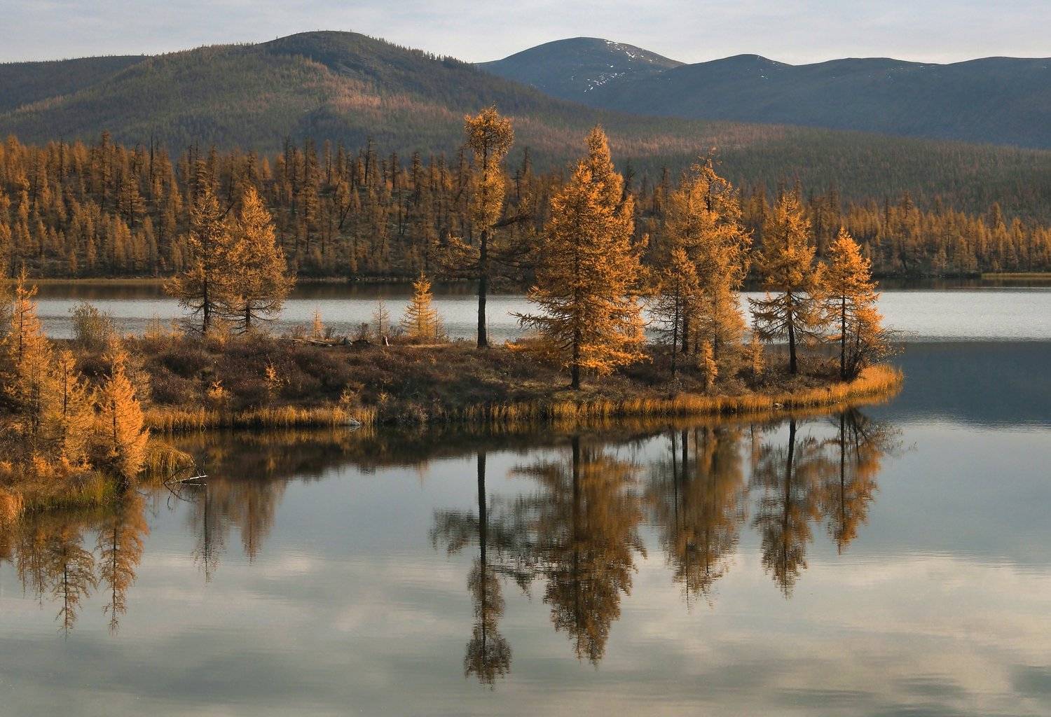 осень,озеро,отражения,сопки, Александр Попов