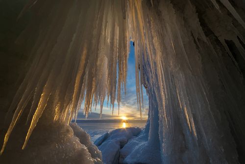 Ледяное царство Байкала