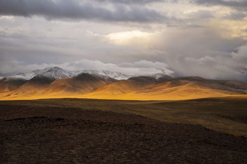Встреча света и тьмы