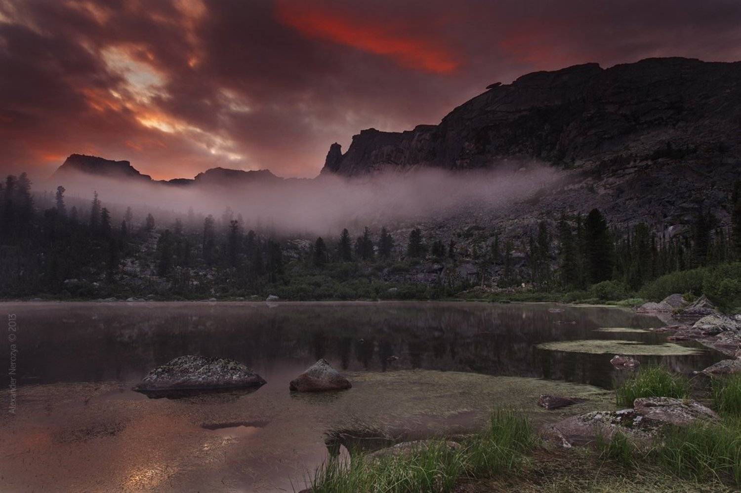 Горы, Ергаки, Небо, Озеро, Природа, Радужное, Рассвет, Саяны, Сибирь, Спящий саян, Туман, Утро, Александр 'Horimono' Нерозя