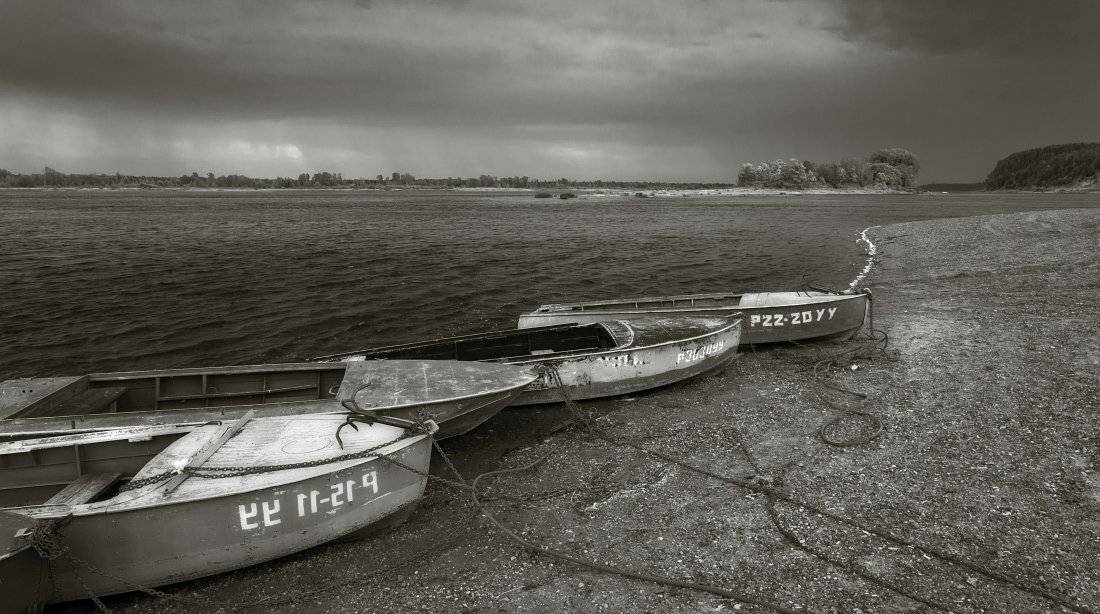 берег, локи, цени, якорь, река, кама, остров, лес, тучи, лето, Георгий Машковцев