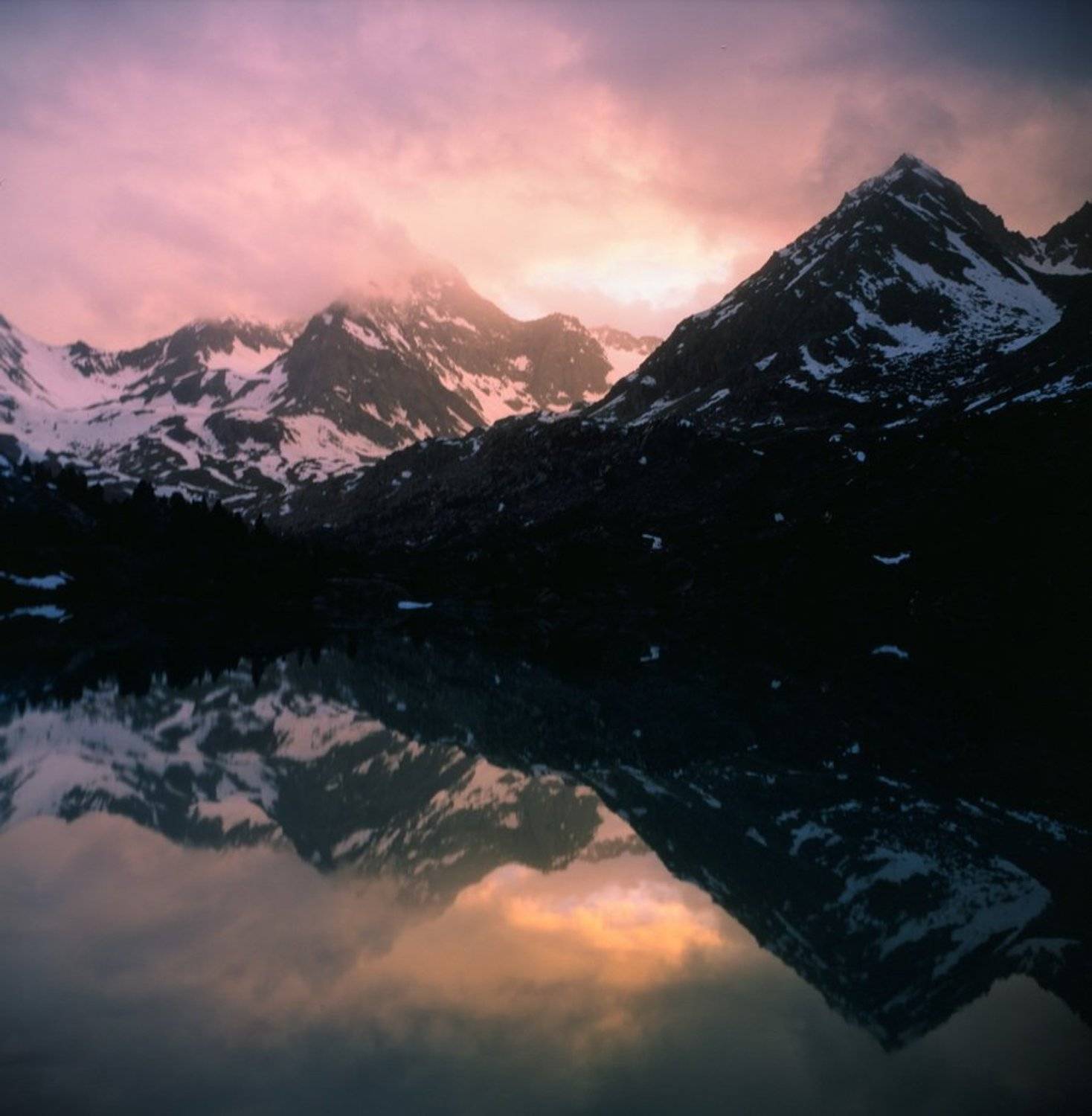 Алтай, Горное озеро, Горы, Закат, Отражение, Евгений Молодцов