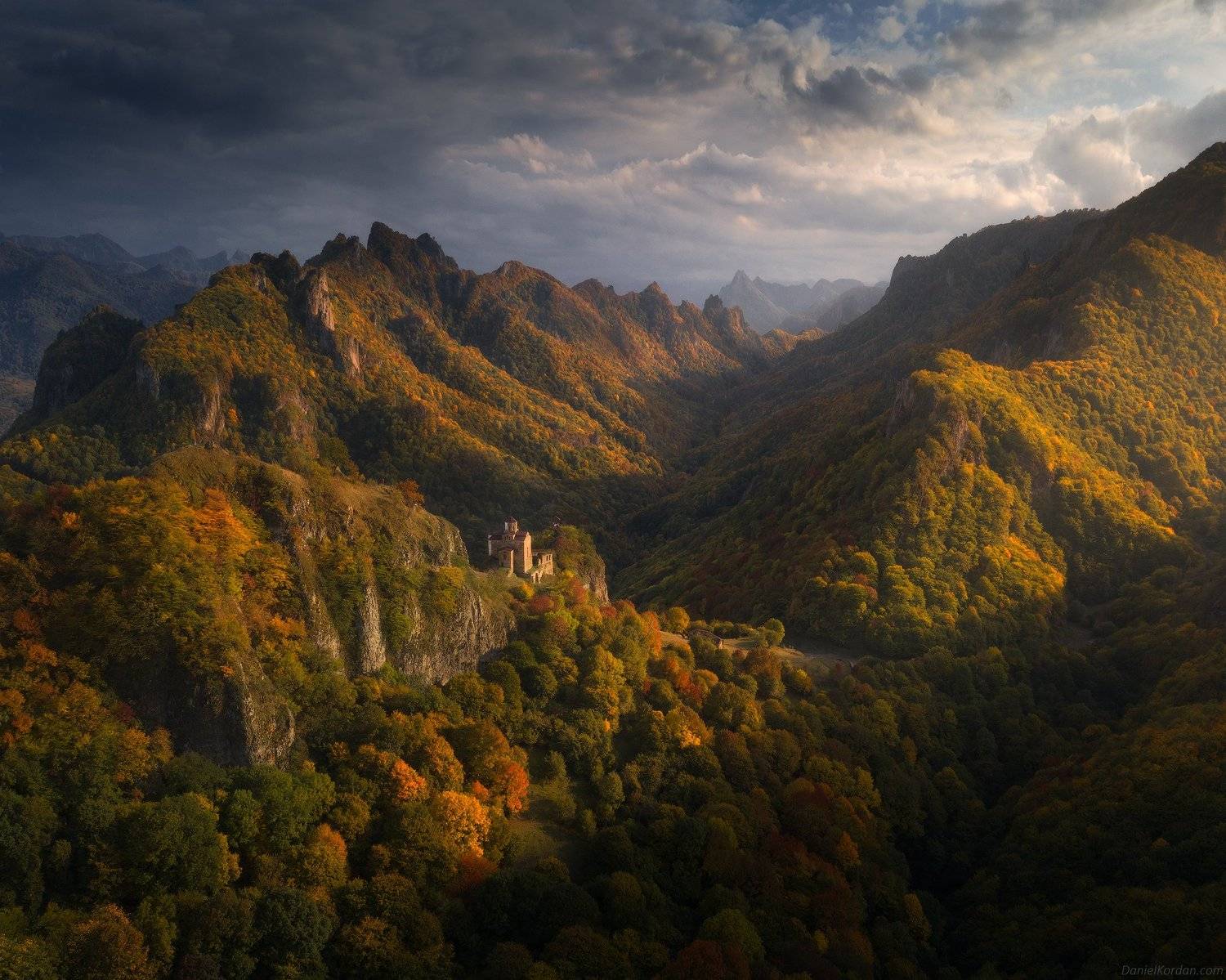 Домбай, Кавказ, Даниил Коржонов