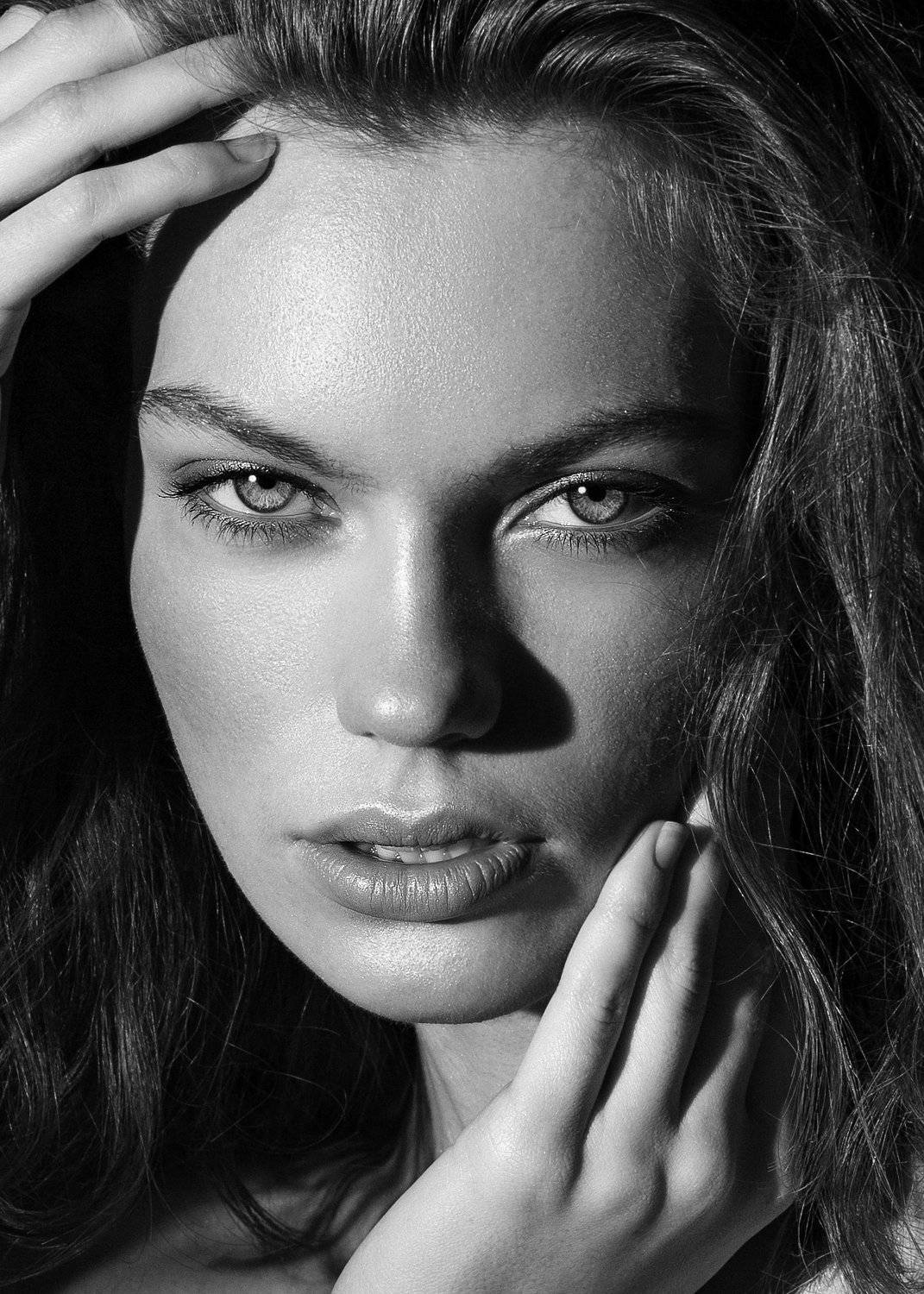 женский портрет, шикарная, красотка. девушка, фэшн, pretty woman, fashion, adult, lips, portrait, girl, attractive, pretty, model, hair, beautiful, natural, female, smile, beauty, studio, lady, elegance, glamour, curly, elegant,, Мелана Романова