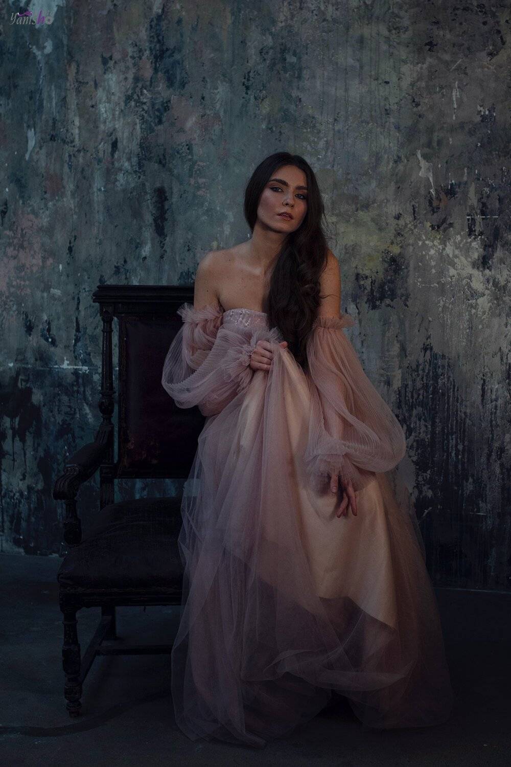портрет, розовый, фатин, студия, низкий ключ, Янина Ермакова