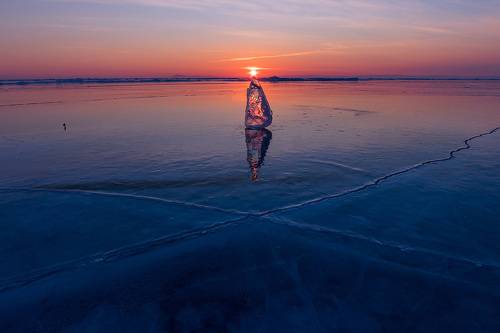 На острие иглы