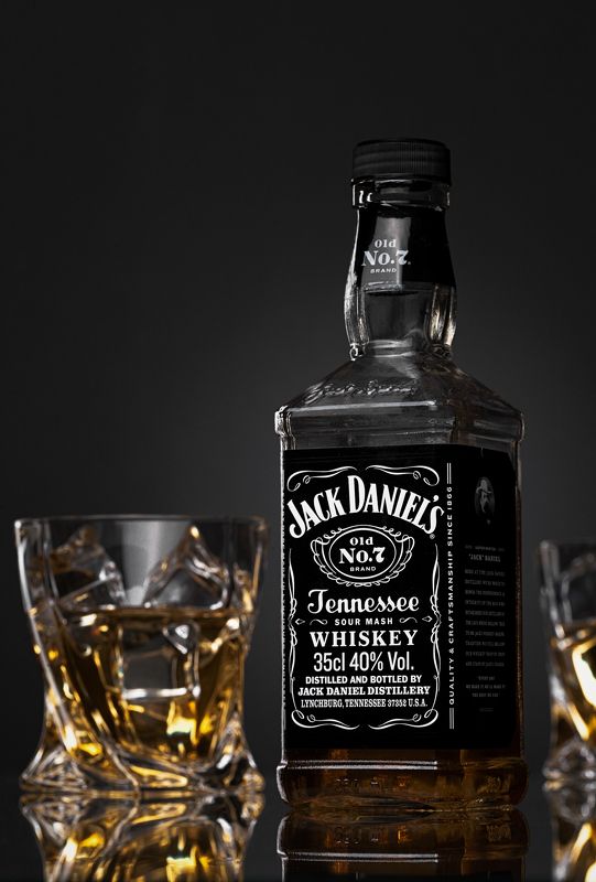 виски, бутылка, бокал, лед, студия Jack фото превью