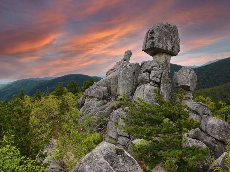тайга, скалы, закат, приморский край. Воин \