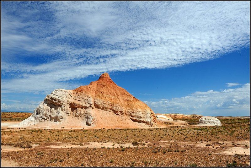 В пустыне фото превью
