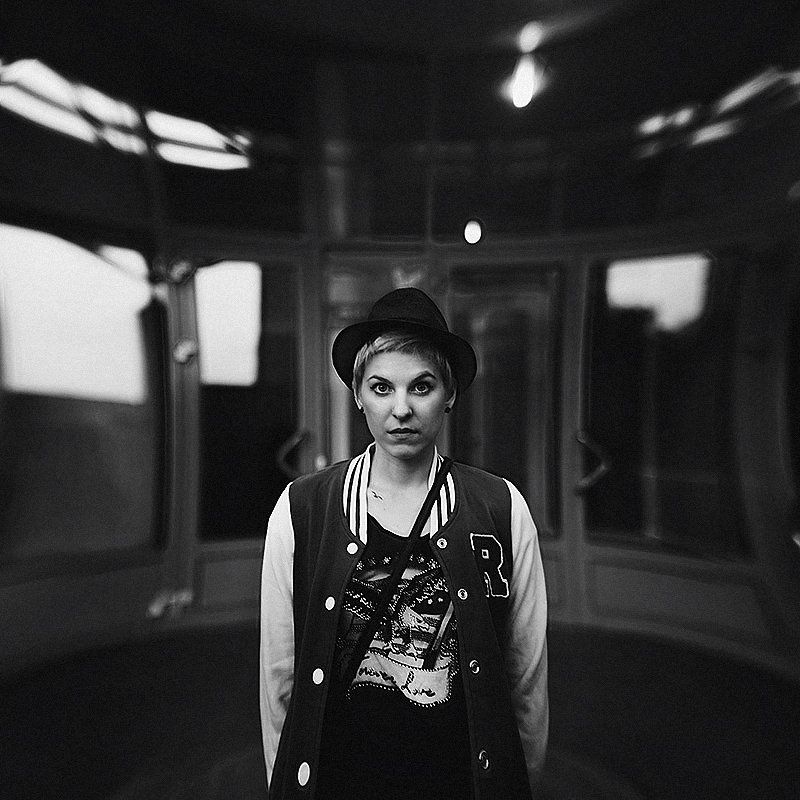 One фото превью