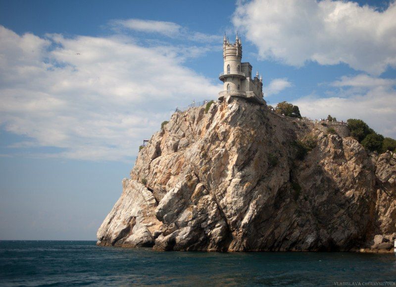 Ласточкино гнездо фото превью