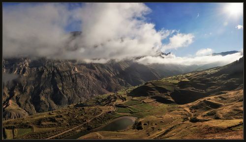 Выходило из-за гор светило...