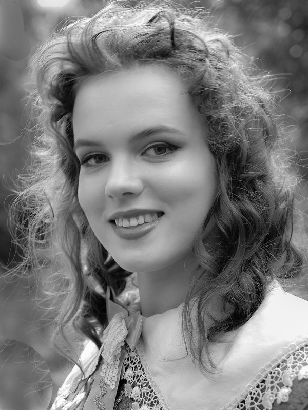 портрет, черно-белое, ч/б, женский портрет, взгляд, девушка Алина. фото превью