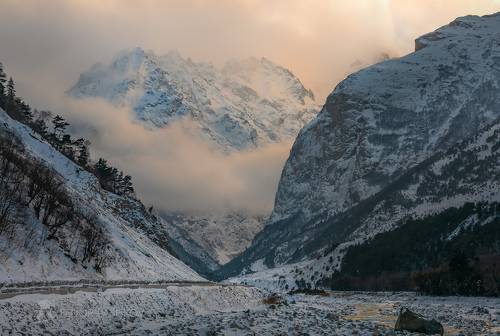 Горы в облаках