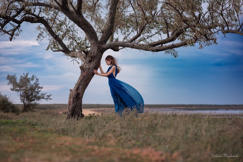 portrait, fragile, portrait, emotion, soul, tree, nature, art, philosophic Two souls, or rather one фото превью