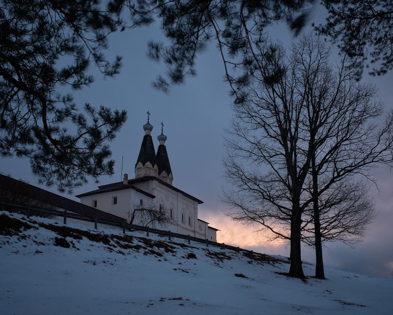 ферапонтово,зима,пейзаж,рассвет,монастырь,храм,церковь,север,архитектура,природа,вологодчина Январское утро в Ферапонтово фото превью