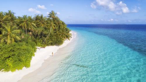 Five colors of Maldives