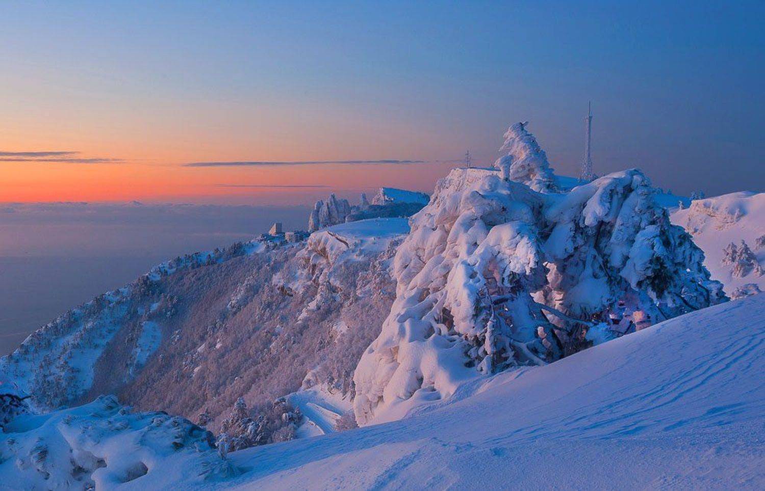 крым, ялта, зубцы ай-петри, ай-петри, море, черное море,пейзажи крыма, фотограф ялта, зима, снег, зима на ай-петри, Serge Titov