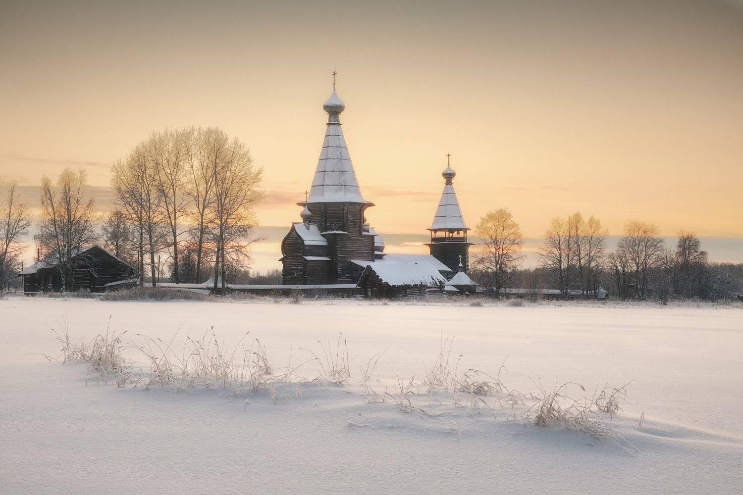 россия, архангельская область, русский север, кенозеро, кенозерье, национальный парк, пейзаж, природа, церковь, озеро, почозерский погост, закат, луг, зима, снег, Оборотов Алексей