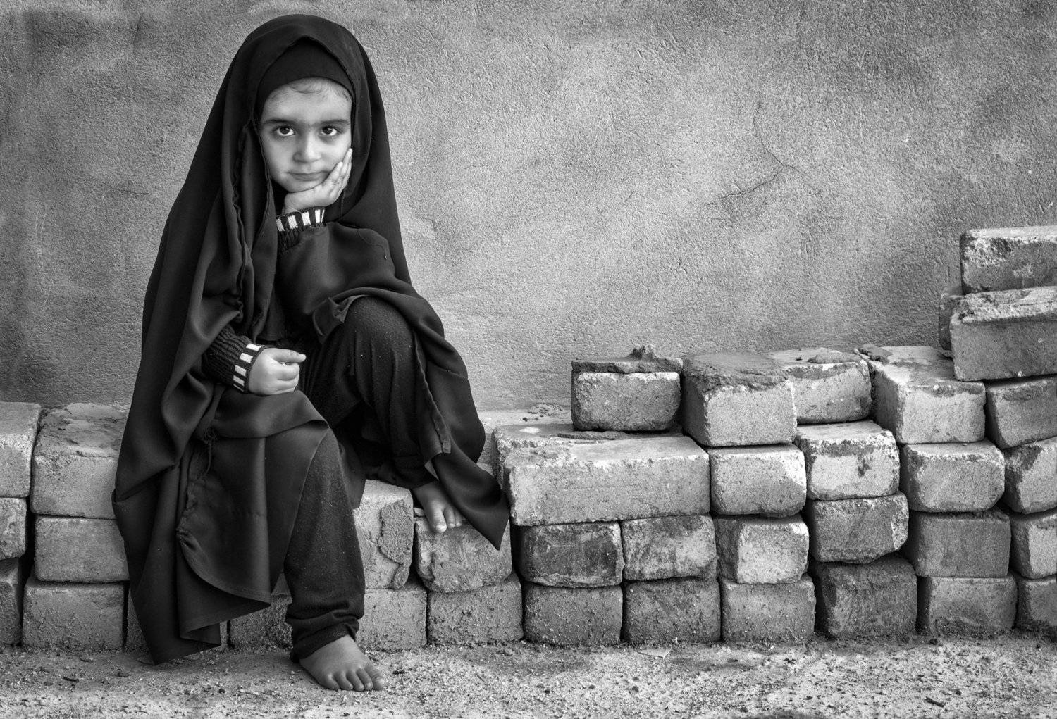 nikon, Ali Ali Sabih Kadhim