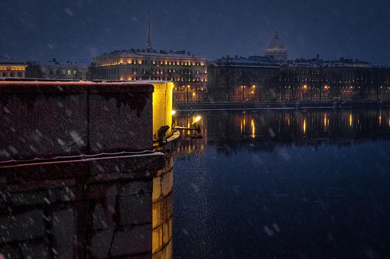 город, снег, зима, ночь, набережная, мост, огни, архитектура, городской пейзаж Еще раз про город, снег и свет... фото превью
