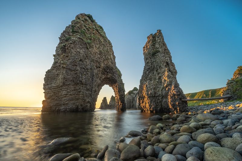 Кекуры, о.Итуруп фото превью