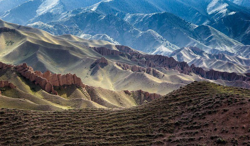 Зубы хребта Сарытау фото превью