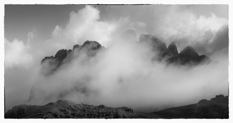 ПРОХОДЯ МИМО фото превью