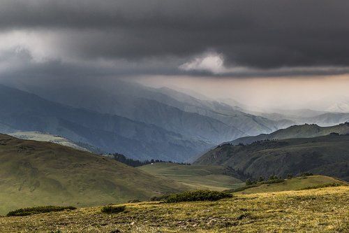 хребет Караш