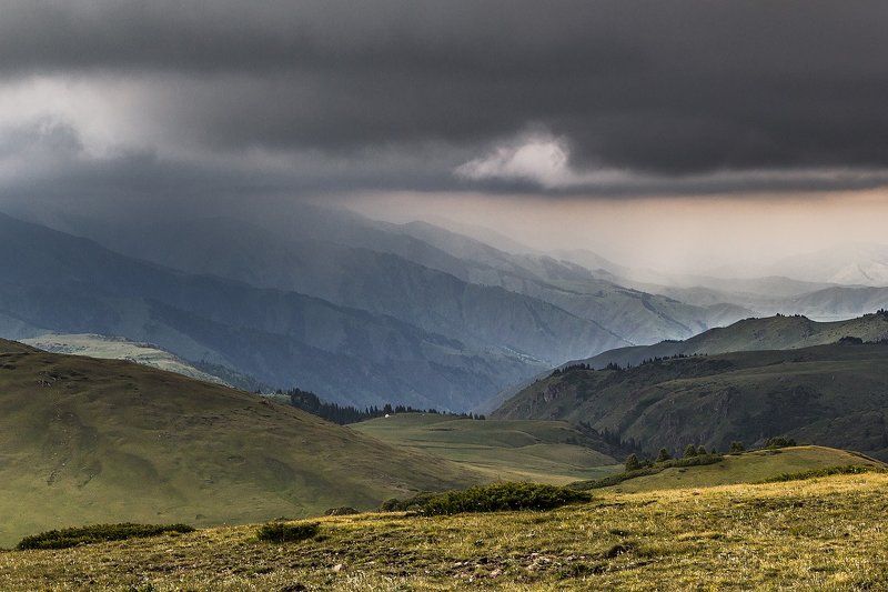 хребет Караш фото превью