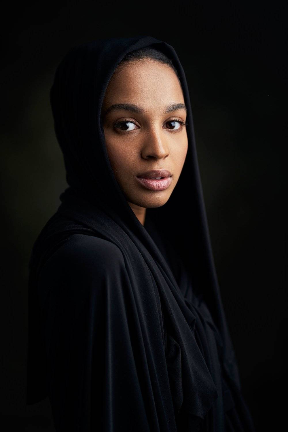 portrait, girl, black, low key, studio, eyes, view, lips, sony, Наташа Высоцкая