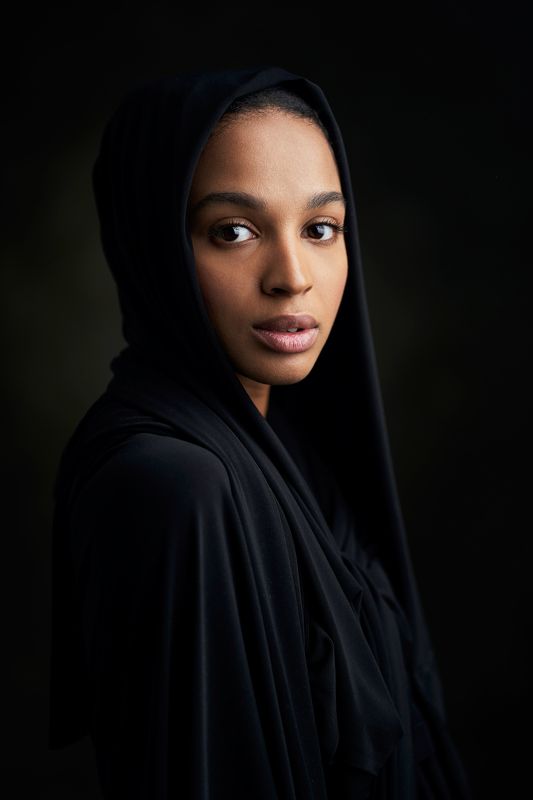 portrait, girl, black, low key, studio, eyes, view, lips, sony Алина фото превью