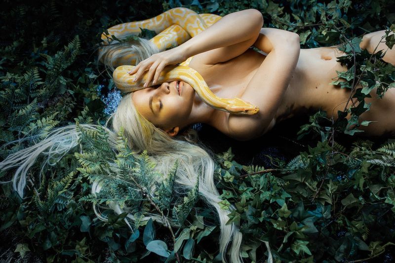 Ева фото превью