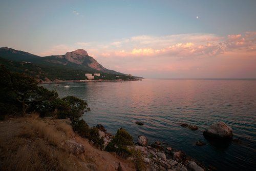 Pro чудесные летние вечера в бухте Ласпи