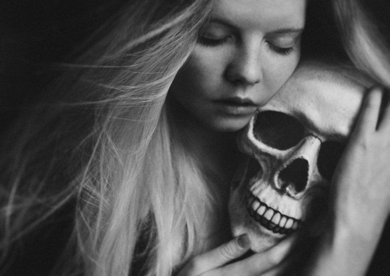 self portrait. фото превью