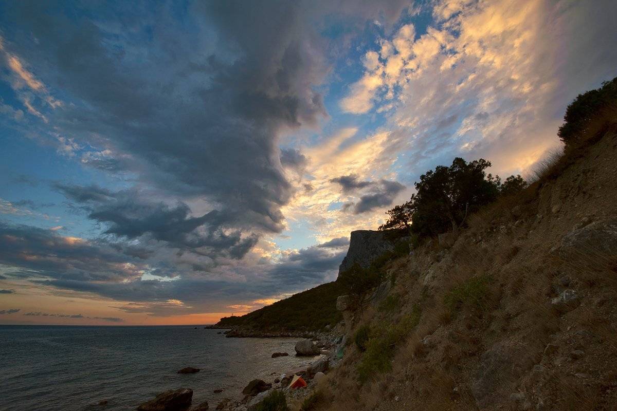 крым, бухта ласпи, черное море, вечер, облака, Валерий Пешков