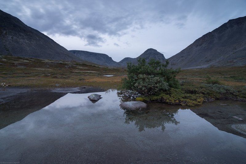 Последний вечер уходящего лета. Сумерки. Тишина. фото превью