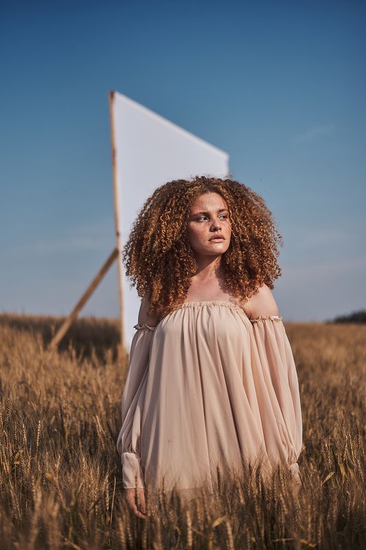 The Une фото превью