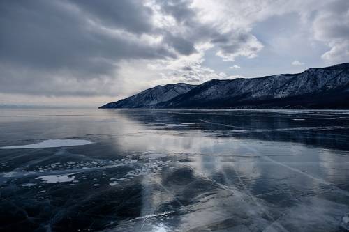 Синий лёд Байкала