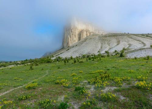 Туман над Белой Скалой.