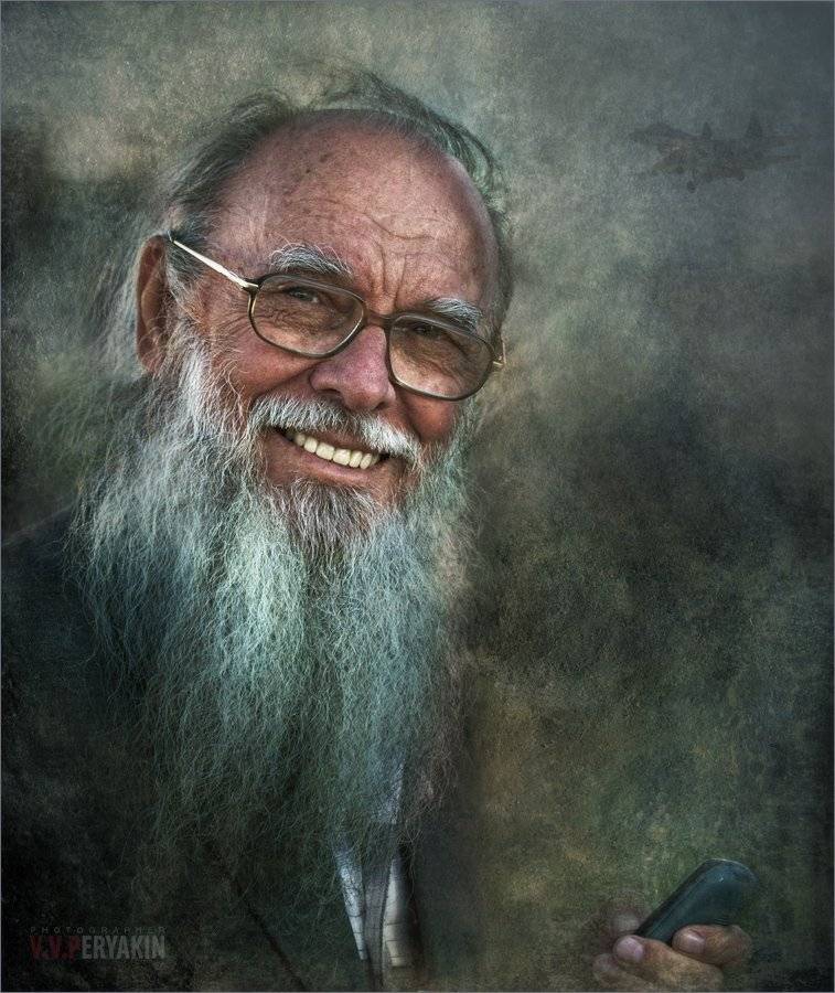 , Виктор Перякин