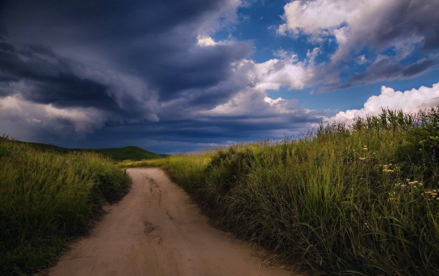 Дорога облака небо тучи, Андрей Кровлин
