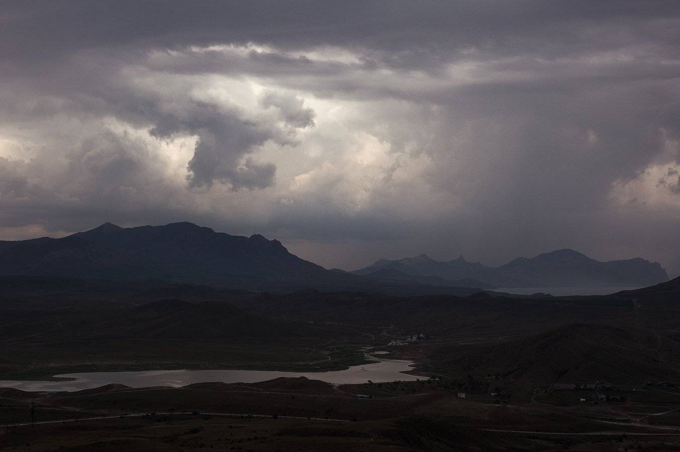 , Олег Логунов