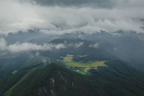 Горное плато в объятиях дождевого циклона