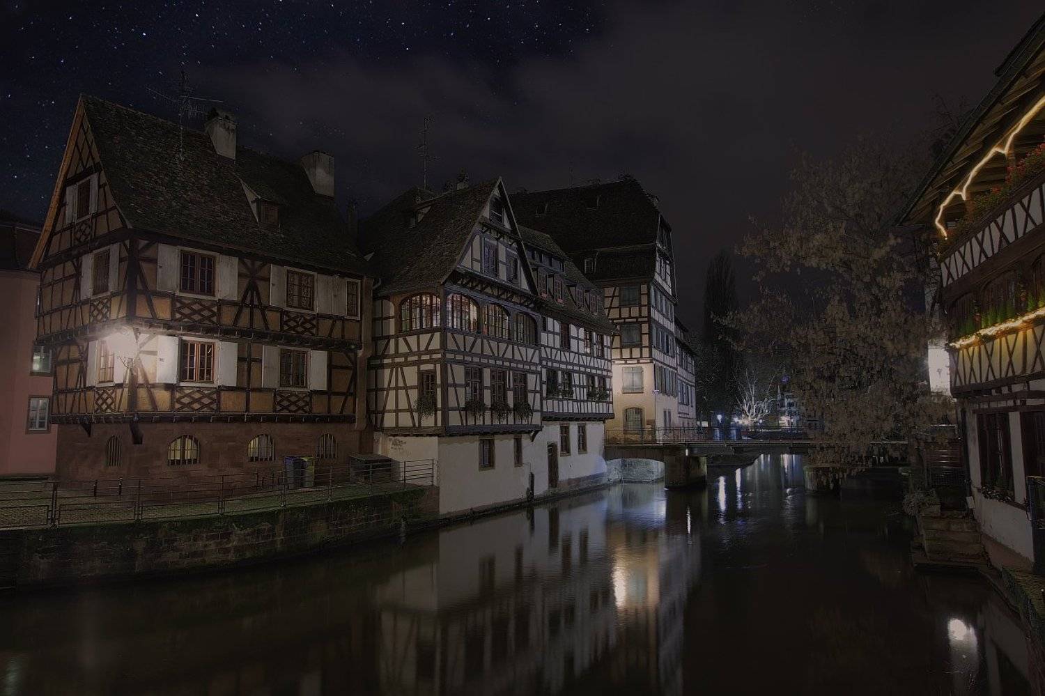 Alsace, Canon EF 16-35 mm f/2.8L USM, Canon EOS 5D Mark II, Family garden, France, Frank Sinatra, La Petite France, Silent Night, Strasbourg, Vint26, Zaporozhenko vitaly & julia, Запороженко Виталий и Юлия